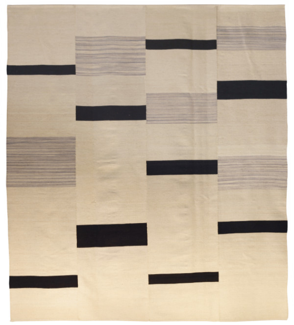 B&W KILIM BANNEH